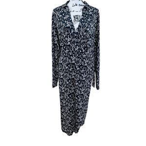 Torrid Studio Knit Surplice Faux Wrap Heart Dress Black White Size 2X edgy